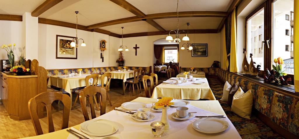 צל אם צילר Apart Hotel Garni Strasser מראה חיצוני תמונה