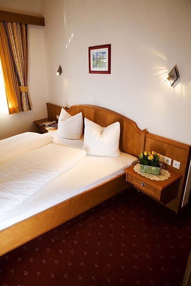 צל אם צילר Apart Hotel Garni Strasser מראה חיצוני תמונה