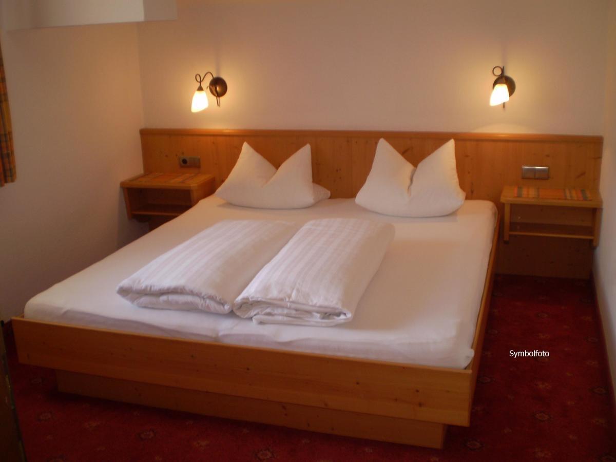 צל אם צילר Apart Hotel Garni Strasser מראה חיצוני תמונה