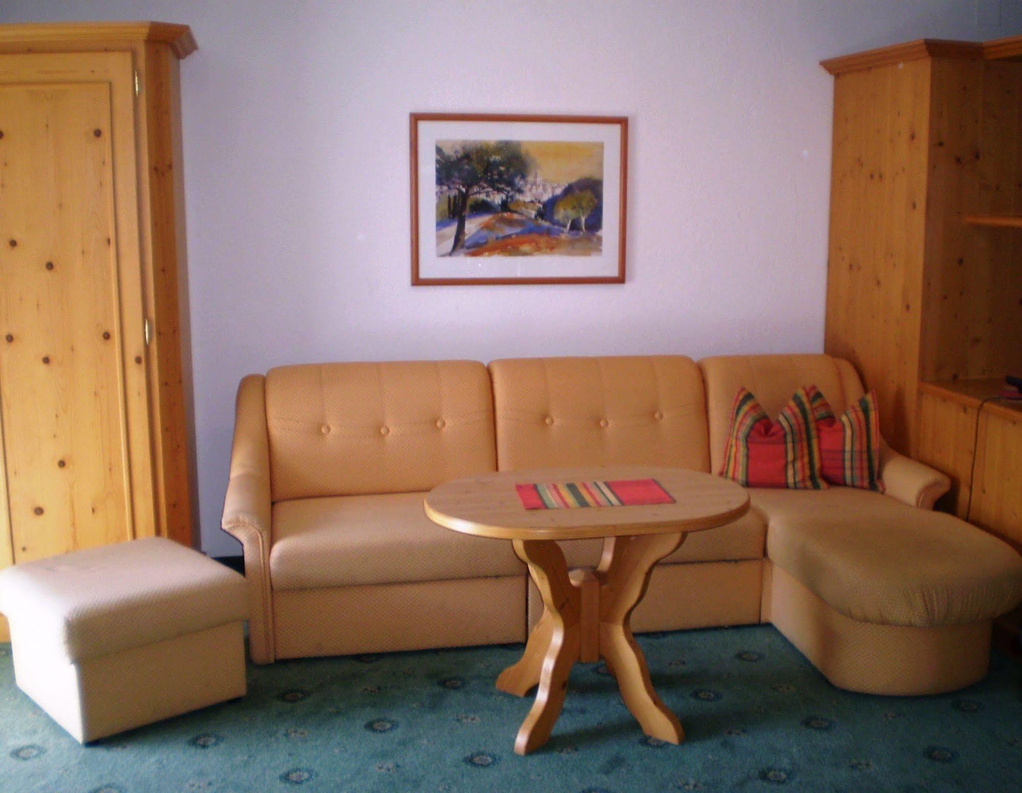 צל אם צילר Apart Hotel Garni Strasser מראה חיצוני תמונה